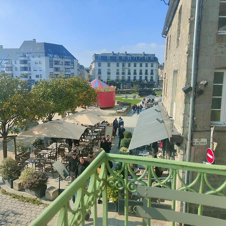 Studio Balcon De La Place Dinan Buitenkant foto