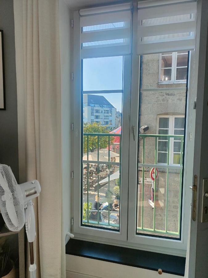 Studio Balcon De La Place Dinan Buitenkant foto